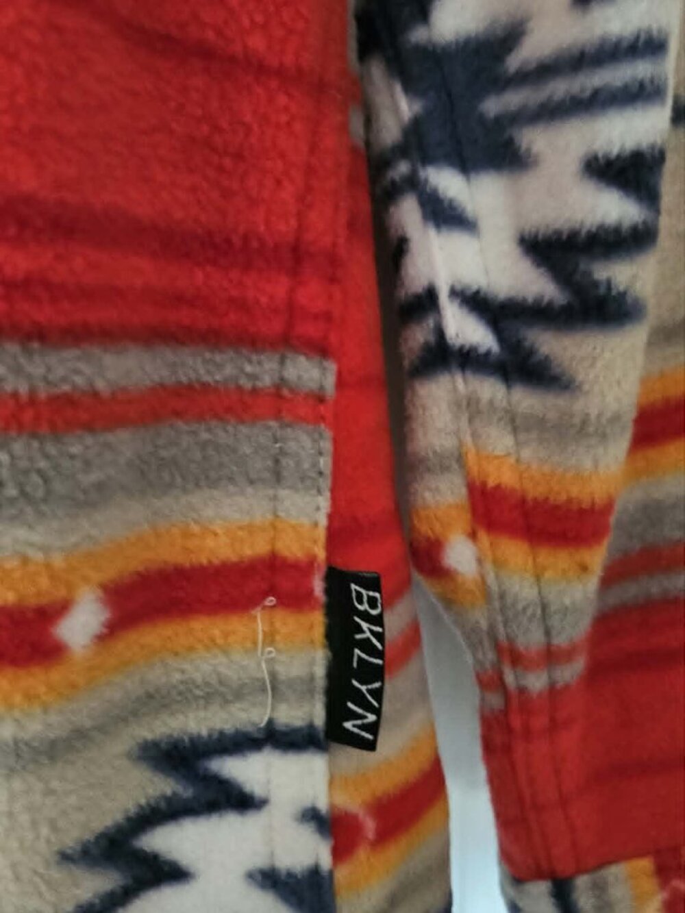 Brooklyn Cloth Women’s Large Aztec Southwestern Fleece Button Up Shacket. - Picture 5 of 9